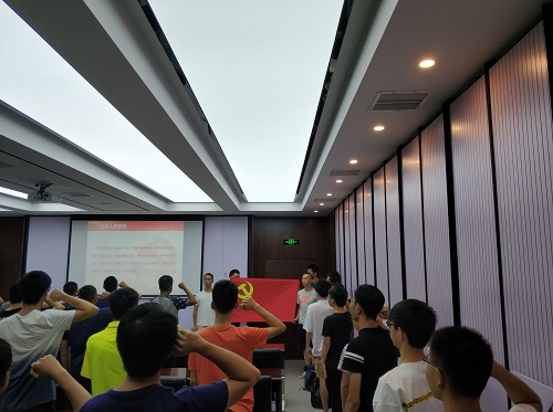 m1530212127745159.jpg F24184B0947FF467653D084A6BEDF957.jpg