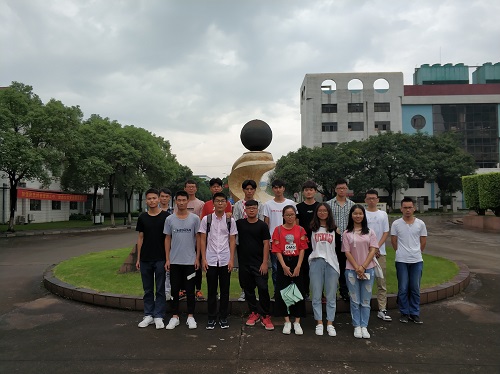 m1536041191326700.jpg 全体同学合影.jpg