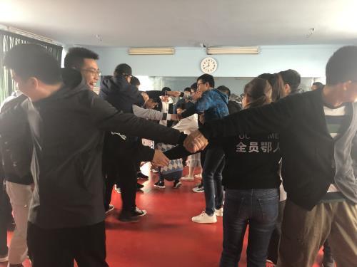 3 心有千千结游戏.JPG